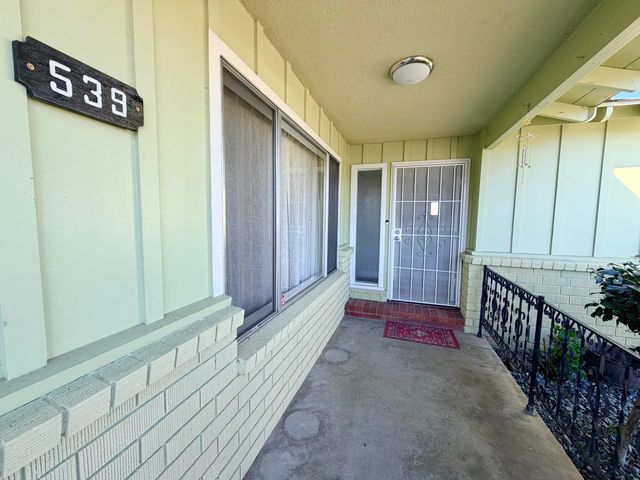 539 W Kanai Avenue, Porterville, CA 93257