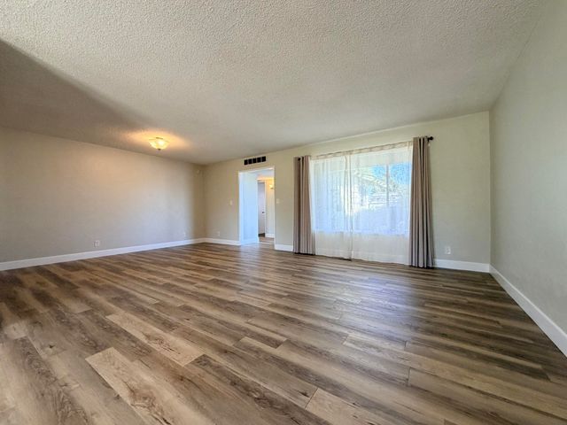 539 W Kanai Avenue, Porterville, CA 93257