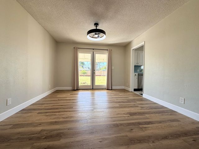 539 W Kanai Avenue, Porterville, CA 93257