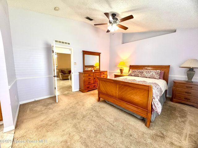 8746 105th Court, Vero Beach, FL 32967