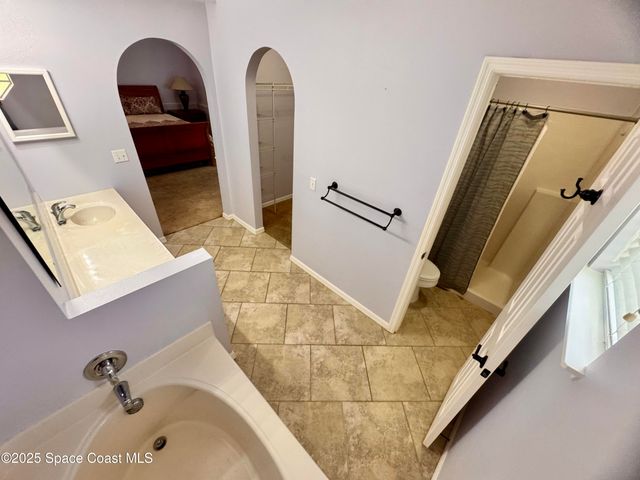 8746 105th Court, Vero Beach, FL 32967