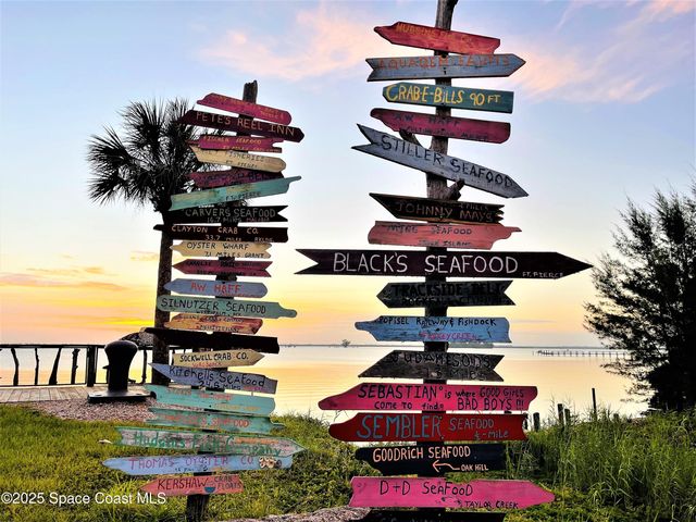 8746 105th Court, Vero Beach, FL 32967