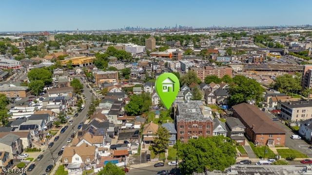 327 Cherry St, Elizabeth City, NJ 07208