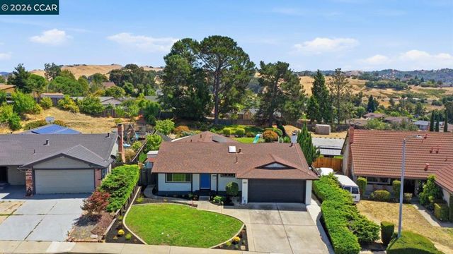 824 Coral Dr, Rodeo, CA 94572