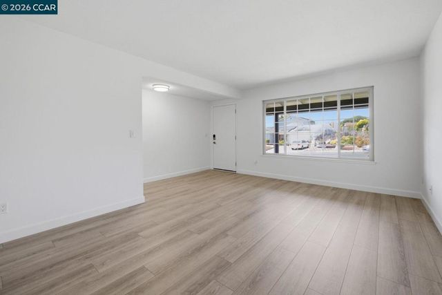 824 Coral Dr, Rodeo, CA 94572