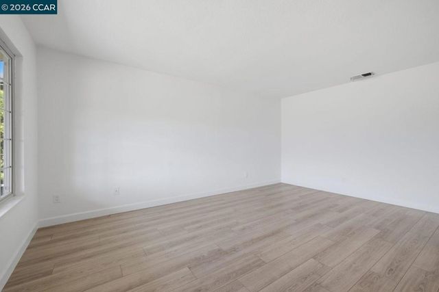 824 Coral Dr, Rodeo, CA 94572