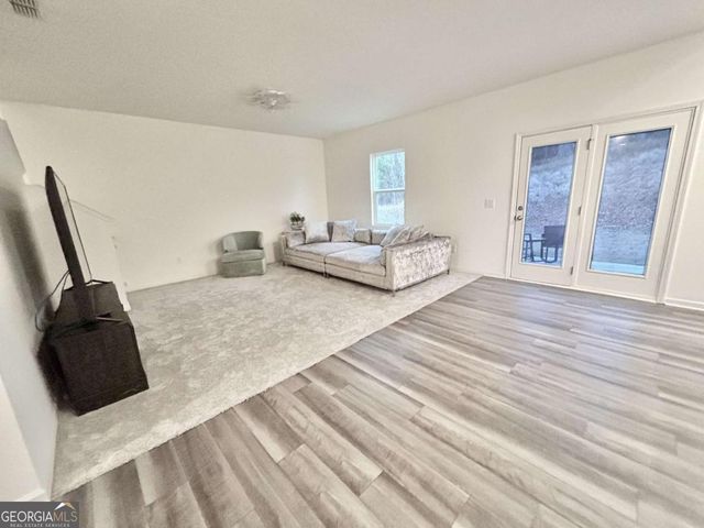 129 Carnaby Street, Winder, GA 30680