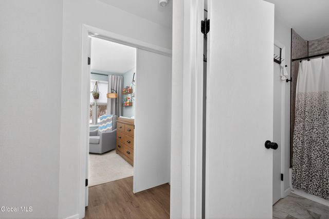 7 Cromwell Drive, Halfmoon, NY 12065