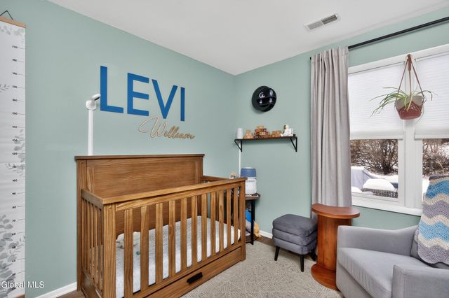 7 Cromwell Drive, Halfmoon, NY 12065