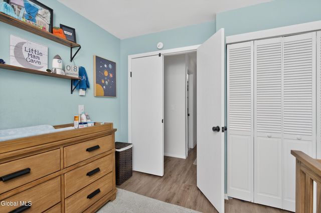 7 Cromwell Drive, Halfmoon, NY 12065