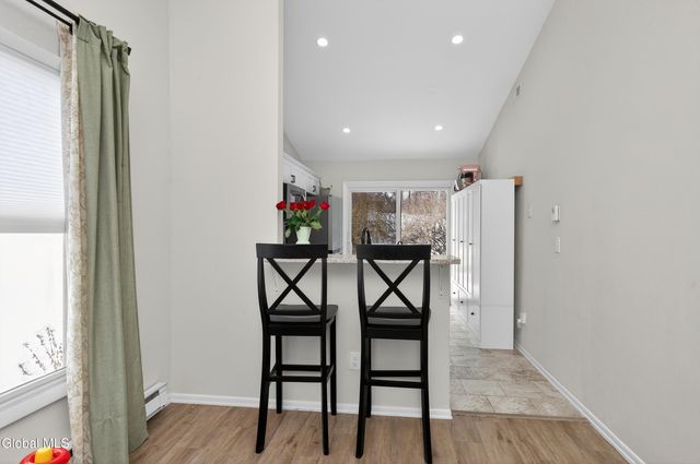 7 Cromwell Drive, Halfmoon, NY 12065