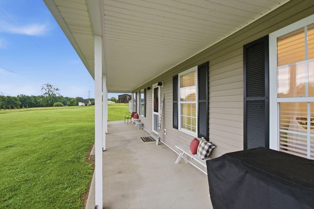 1479 Puckett Road, Lawrenceburg, KY 40342
