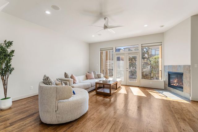 5203 Lillian Street, Houston, TX 77007