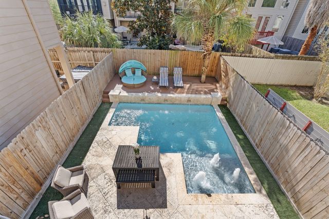 5203 Lillian Street, Houston, TX 77007