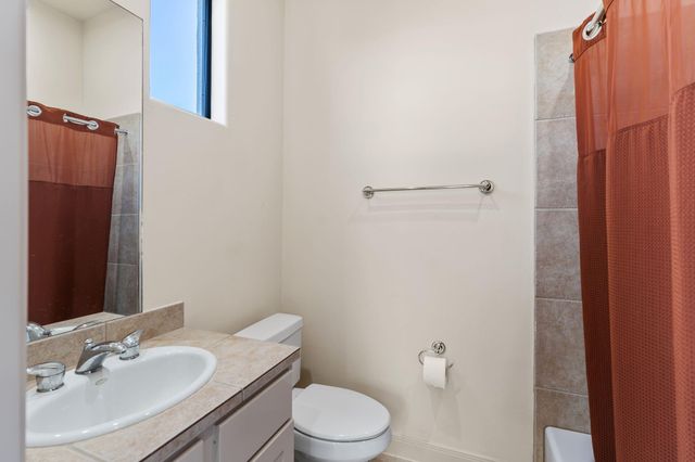 5203 Lillian Street, Houston, TX 77007