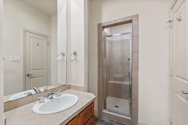 5203 Lillian Street, Houston, TX 77007