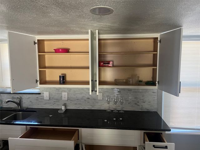 1306 Elby Street, Irving, TX 75061