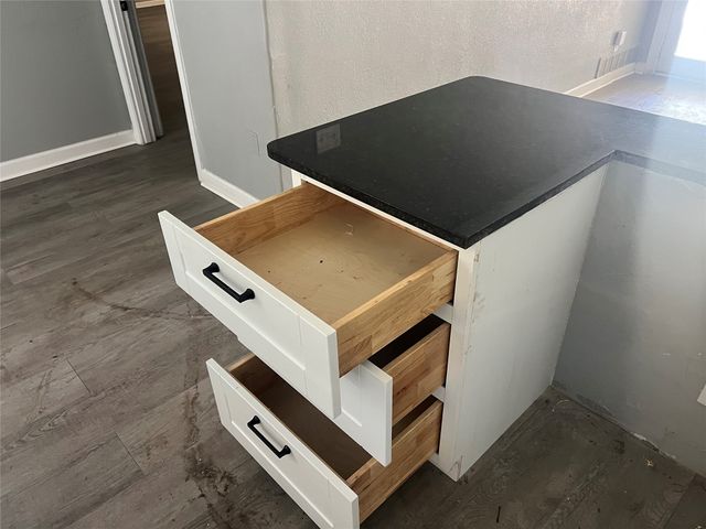 1306 Elby Street, Irving, TX 75061