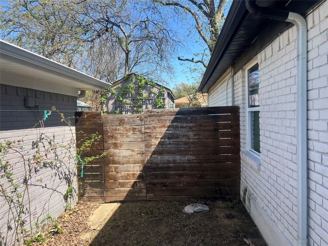 1306 Elby Street, Irving, TX 75061