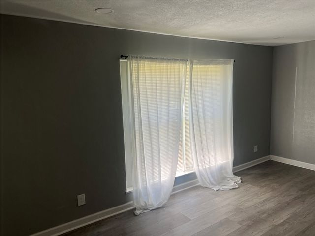 1306 Elby Street, Irving, TX 75061