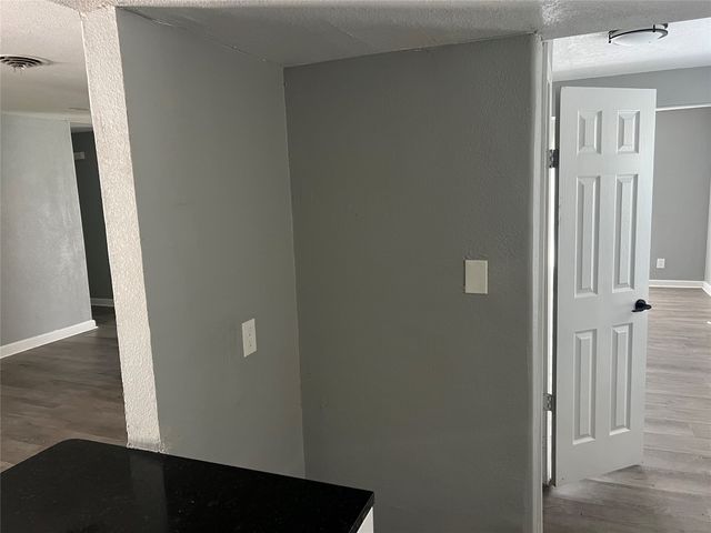 1306 Elby Street, Irving, TX 75061