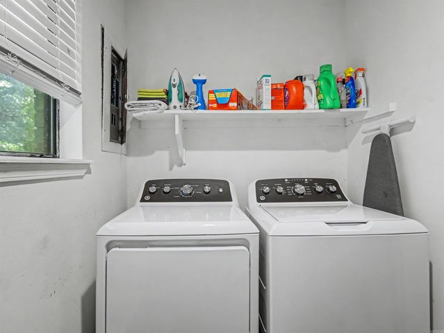 803 Ridgewood Drive, Russellville, AR 72801