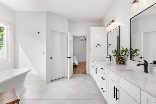 3127 Cherry Blossom Lane, Atlanta, GA 30344