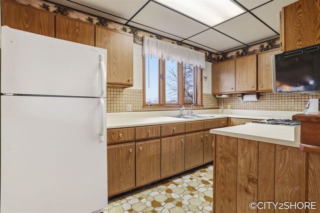 12201 Sparta Avenue, Sparta, MI 49345