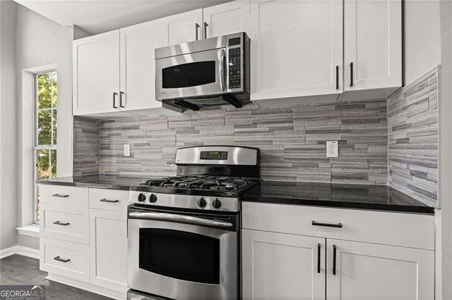 2216 Goodwood Boulevard SE, Smyrna, GA 30080