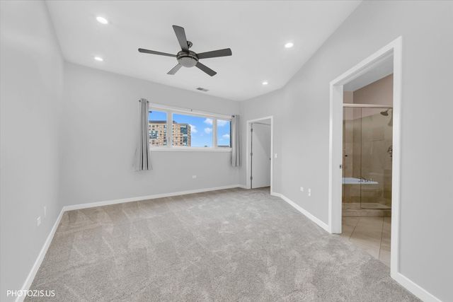 912 W Chicago Avenue 403, Chicago, IL 60642