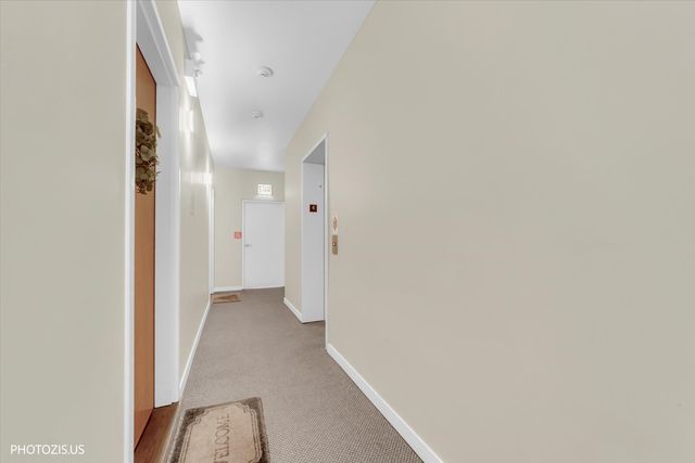 912 W Chicago Avenue 403, Chicago, IL 60642