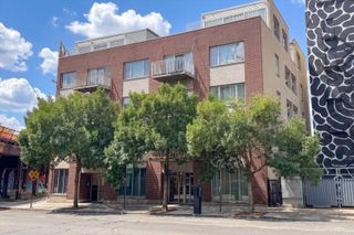 912 W Chicago Avenue 403, Chicago, IL 60642