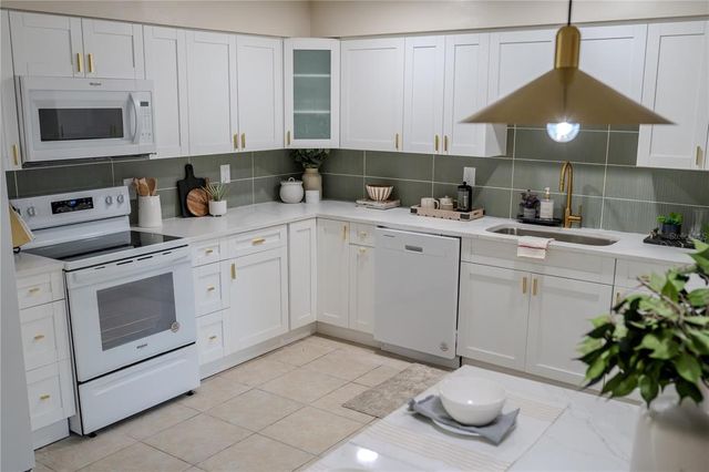 11739 WESSON CIRCLE W, Tampa, FL 33618