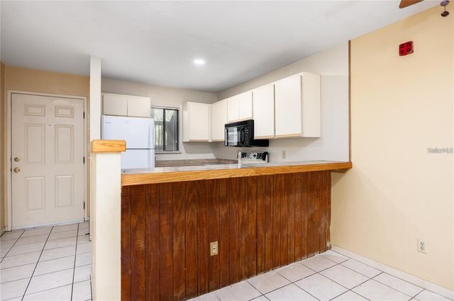 127 SE 16TH AVENUE S-105, Gainesville, FL 32601