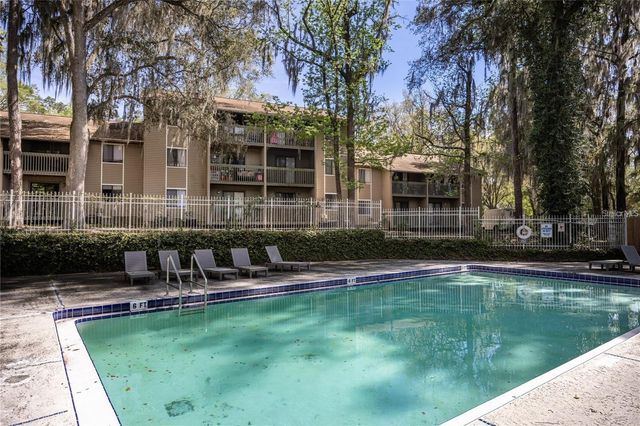 127 SE 16TH AVENUE S-105, Gainesville, FL 32601