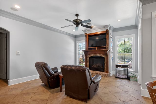 11010 Helens Way, Shreveport, LA 71106