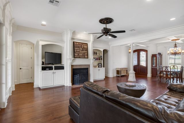 11010 Helens Way, Shreveport, LA 71106