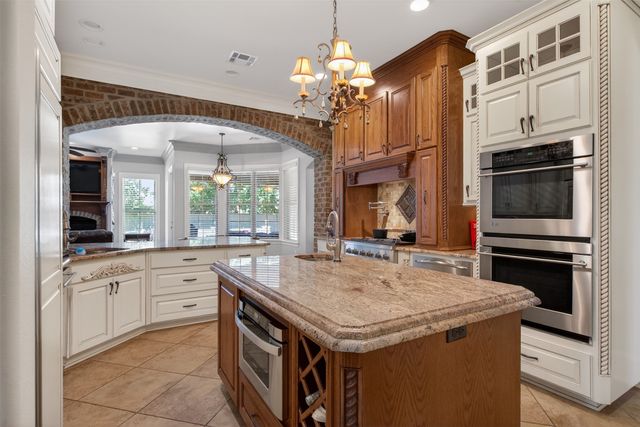 11010 Helens Way, Shreveport, LA 71106