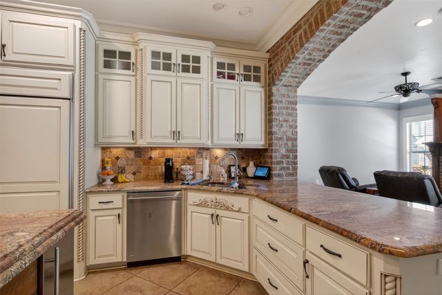 11010 Helens Way, Shreveport, LA 71106