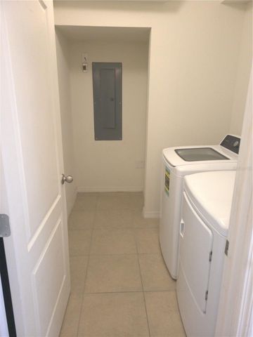 3724 SENECA CLUB LOOP 41-103, Orlando, FL 32808