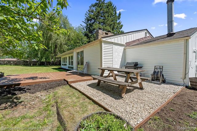 23456 Lee Baker Drive, Southfield, MI 48075