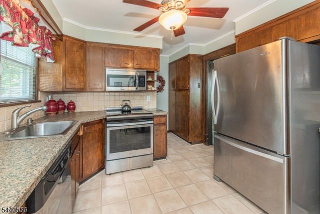 178 Lake Ave, Boonton Town, NJ 07005