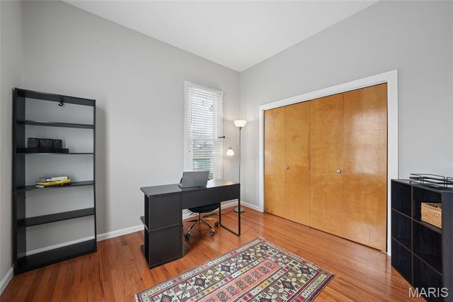 2224 Hickory Street, St Louis, MO 63104