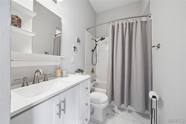 2224 Hickory Street, St Louis, MO 63104