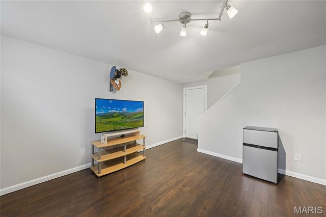 2224 Hickory Street, St Louis, MO 63104