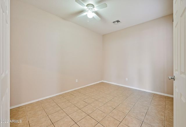 1525 W Saint Kateri Drive, Phoenix, AZ 85041