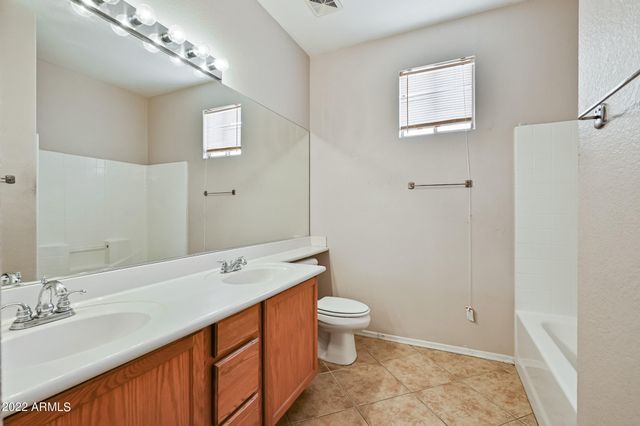1525 W Saint Kateri Drive, Phoenix, AZ 85041