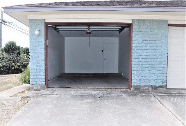1214 Leander RD B, Georgetown, TX 78628