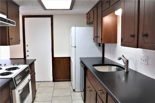 1214 Leander RD B, Georgetown, TX 78628