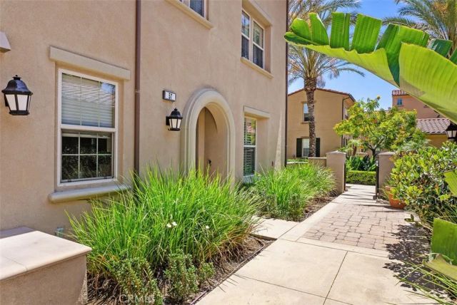 57 Silverado, Irvine, CA 92618